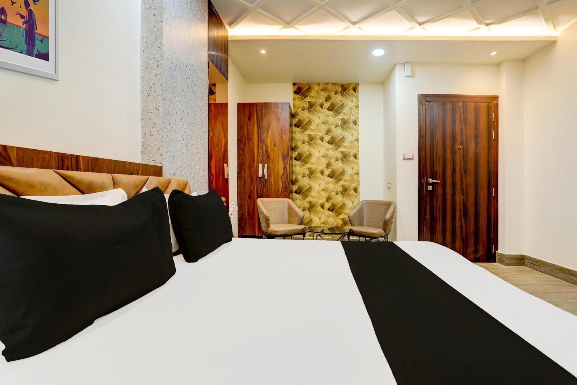 Hotel O Krishna Greens Канпур Экстерьер фото